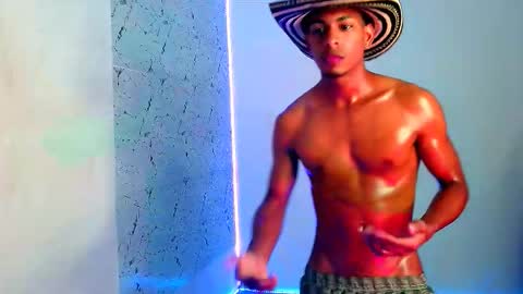 Lorian Vikel  online show from 09/30/25, 10:59