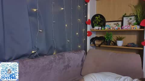 Nicole online show from 04/19/26, 07:16
