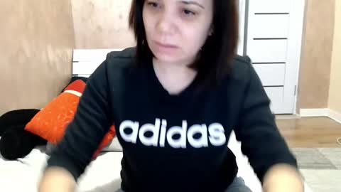 Snapshot of lorragrey chatting on 02/06/26, 06:18 LorraGrey online show from 02/06/26, 06:18