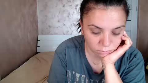 Snapshot of lorragrey chatting on 06/17/26, 03:09 LorraGrey online show from 06/17/26, 03:09