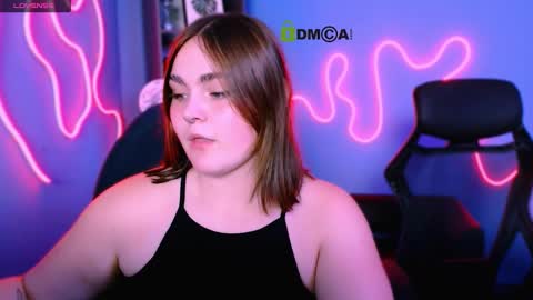 Lora for u online show from 09/22/25, 07:49