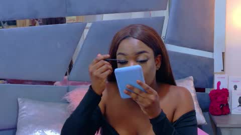 lorraine_johnson online show from 04/17/26, 07:06