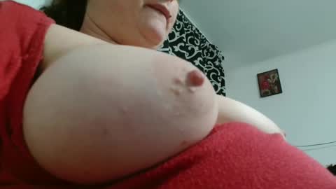 Snapshot of lory34 chatting on 01/08/26, 06:05 lory34 online show from 01/08/26, 06:05