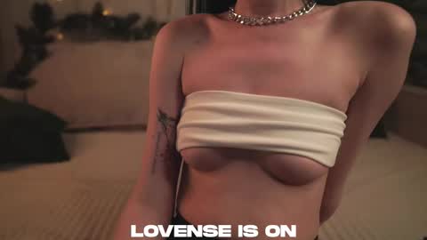 Jess online show from 01/15/26, 01:48