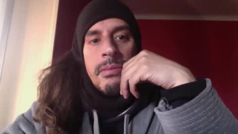 Snapshot of lost_track_of_time chatting on 11/29/25, 10:07 Lets Talk online show from 11/29/25, 10:07