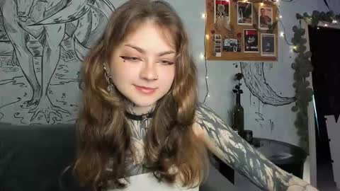 lostallice online show from 10/04/25, 04:54