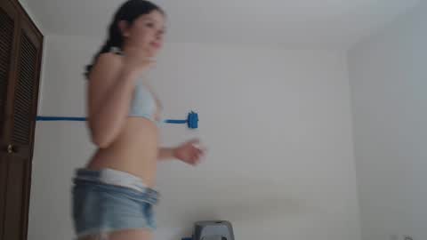 nefisa nef online show from 02/19/25, 06:21