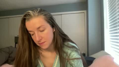 Snapshot of lothlori chatting on 03/04/26, 12:55 lothlori online show from 03/04/26, 12:55