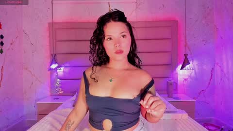 Snapshot of lotti_carter chatting on 01/07/25, 03:14 Lotti online show from 01/07/25, 03:14