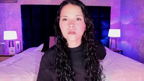 Snapshot of lotti_carter chatting on 02/12/25, 03:18 Lotti online show from 02/12/25, 03:18