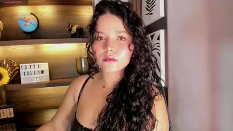 Snapshot of lotti_carter chatting on 09/10/25, 11:54 Lotti online show from 09/10/25, 11:54