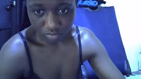 Snapshot of lotty_lavilla chatting on 10/21/25, 07:09 lotty_lavilla online show from 10/21/25, 07:09