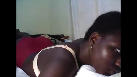 Snapshot of lotty_lavilla chatting on 03/24/26, 06:35 lotty_lavilla online show from 03/24/26, 06:35