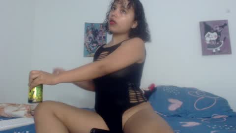 Snapshot of lou_cuteee chatting on 01/16/25, 12:34 lou_cuteee online show from 01/16/25, 12:34
