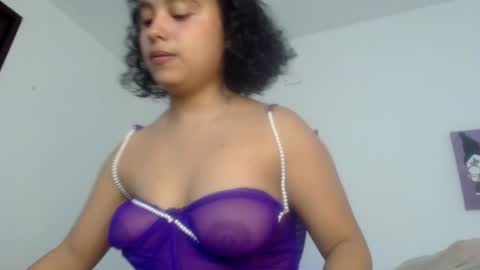 Snapshot of lou_cuteee chatting on 01/28/25, 05:00 lou_cuteee online show from 01/28/25, 05:00