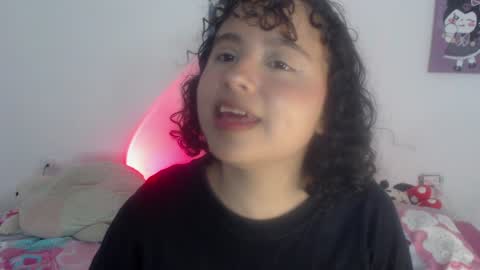 Snapshot of lou_cuteee chatting on 01/30/25, 04:16 lou_cuteee online show from 01/30/25, 04:16