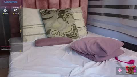 Snapshot of lou_rosse chatting on 12/18/24, 12:21 Lou Rosse online show from 12/18/24, 12:21