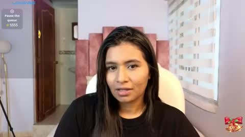 Snapshot of lou_rosse chatting on 12/26/24, 09:15 Lou Rosse online show from 12/26/24, 09:15