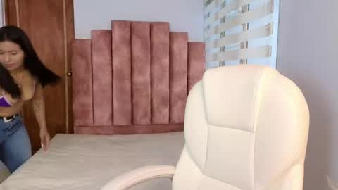 Snapshot of lou_rosse chatting on 01/11/25, 07:27 Lou Rosse online show from 01/11/25, 07:27