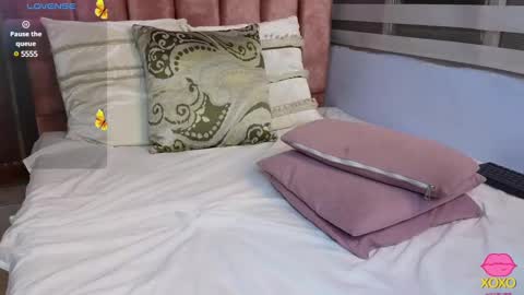 Snapshot of lou_rosse chatting on 01/22/25, 11:53 Lou Rosse online show from 01/22/25, 11:53