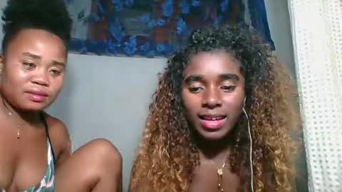 louane98 online show from 02/02/26, 07:12