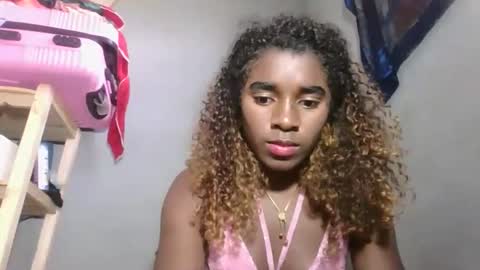 louane98 online show from 02/08/26, 06:17