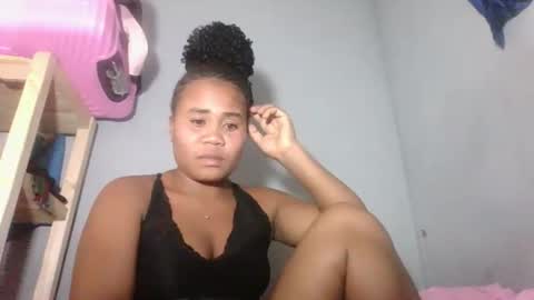 louane98 online show from 02/12/26, 03:07