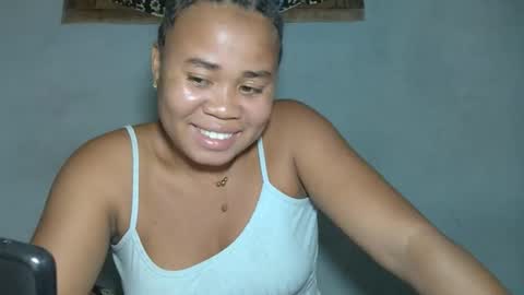 Snapshot of louane98 chatting on 05/11/26, 04:04 louane98 online show from 05/11/26, 04:04