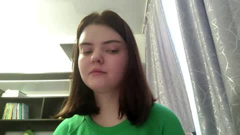Snapshot of loudeguise chatting on 05/08/26, 10:42 Esma online show from 05/08/26, 10:42