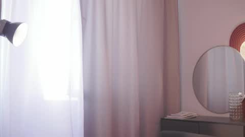 Snapshot of louettakarn chatting on 05/24/26, 07:46 Sade online show from 05/24/26, 07:46