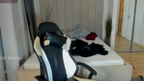 louie_evans online show from 09/27/25, 03:39