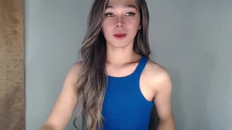 Snapshot of louilalicious chatting on 02/26/25, 11:09 louilalicious online show from 02/26/25, 11:09