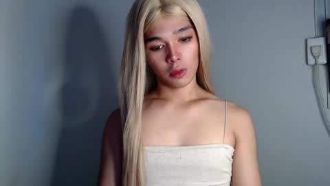 Snapshot of louilalicious chatting on 03/04/25, 06:58 louilalicious online show from 03/04/25, 06:58