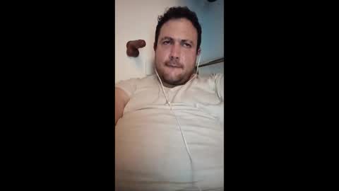 Snapshot of louinv chatting on 11/25/25, 03:01 louinv online show from 11/25/25, 03:01