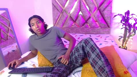 Louis Valdz online show from 01/24/25, 02:30