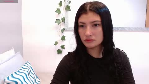 Snapshot of louis_k chatting on 05/20/26, 11:27 Louis K online show from 05/20/26, 11:27