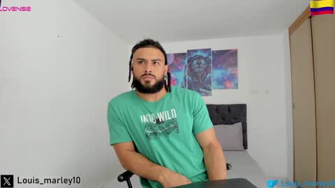 louis_marley_ online show from 12/02/24, 06:54