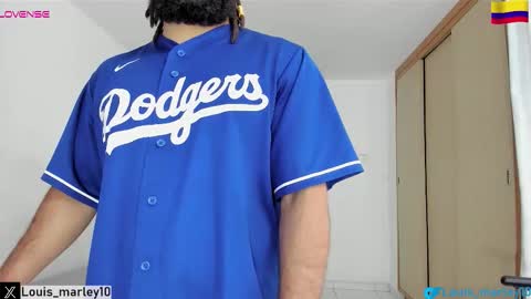 louis_marley_ online show from 12/01/25, 09:31