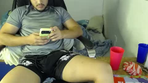 Snapshot of louis_rueda chatting on 07/12/26, 06:15 louis_rueda online show from 07/12/26, 06:15