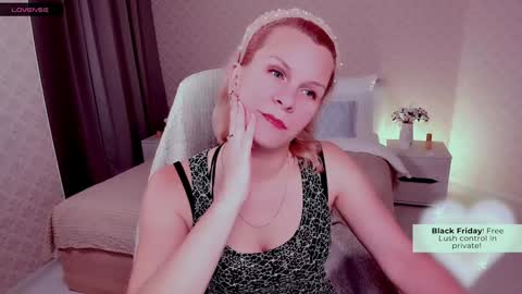 Louisa online show from 12/08/24, 02:52