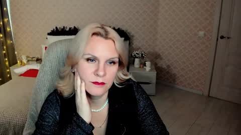 Louisa online show from 01/15/25, 11:00