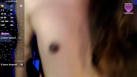 Snapshot of louisassy chatting on 09/18/25, 01:40 Louisa online show from 09/18/25, 01:40