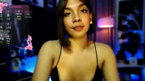 Snapshot of louisassy chatting on 11/15/25, 02:31 Louisa online show from 11/15/25, 02:31