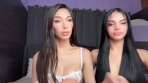 Snapshot of louiseelizabeth chatting on 10/20/25, 05:41 samantha online show from 10/20/25, 05:41