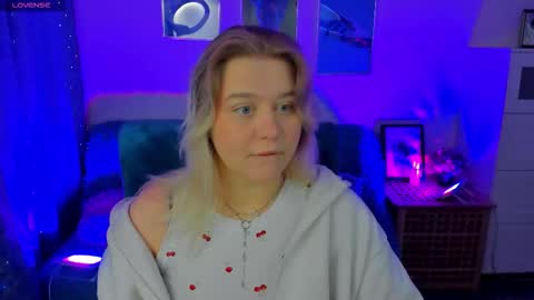 Loise online show from 11/29/25, 09:51