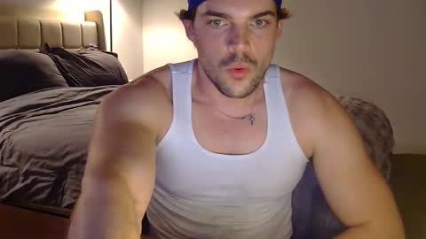 Snapshot of louisvalmer chatting on 03/09/26, 03:32 Louis Valmer online show from 03/09/26, 03:32