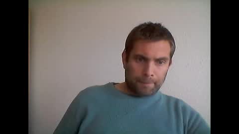 Snapshot of loulo67 chatting on 05/12/26, 03:09 loulo67 online show from 05/12/26, 03:09