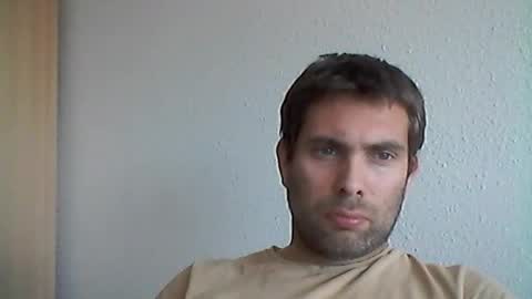 Snapshot of loulo67 chatting on 06/26/26, 02:10 loulo67 online show from 06/26/26, 02:10