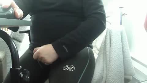 Snapshot of loumtl3 chatting on 02/18/25, 03:32 loumtl3 online show from 02/18/25, 03:32