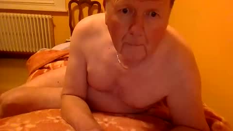 Snapshot of loupi947474 chatting on 12/14/25, 09:41 loupi947474 online show from 12/14/25, 09:41